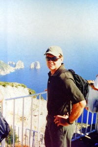 Intrepid Guy hiking the Amalfi Coast